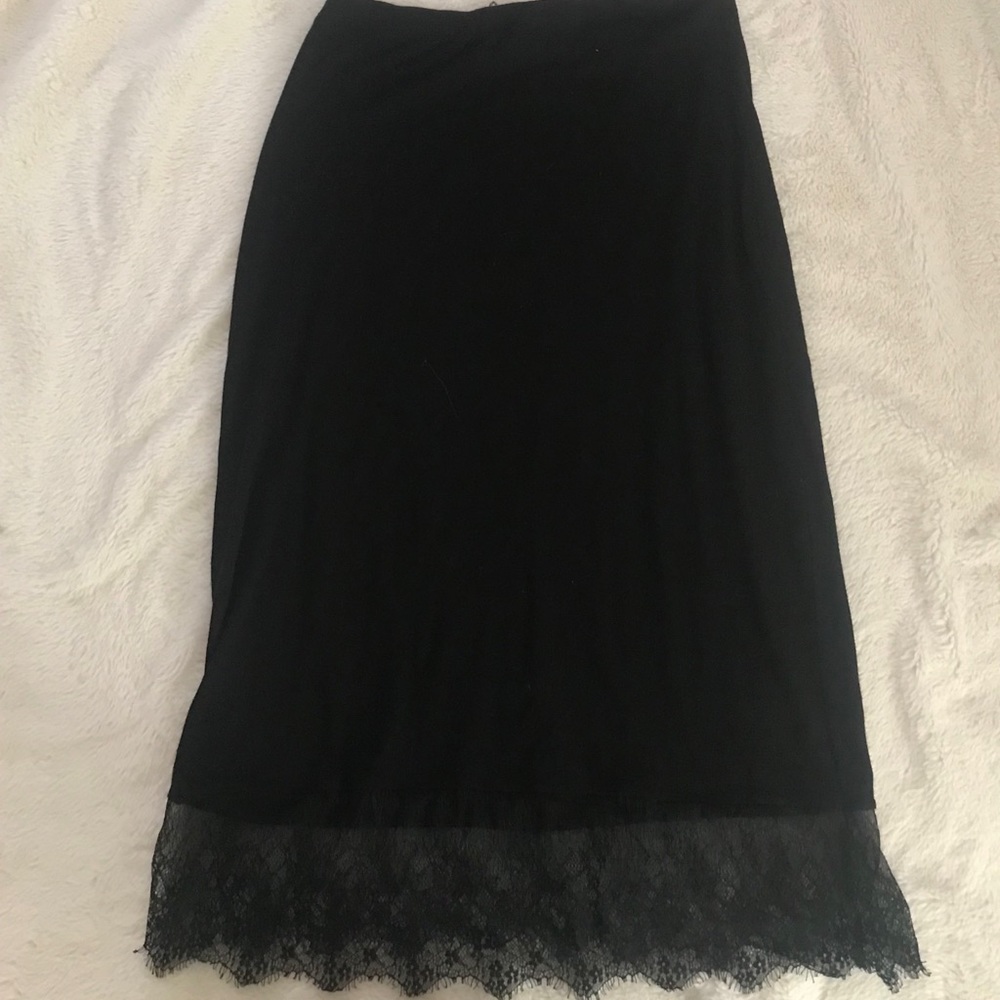 lace skirt
